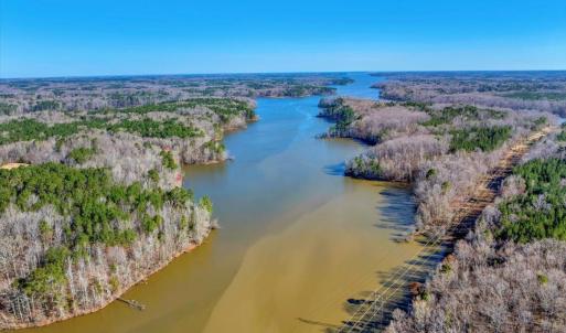 10-DJI_20250322095903_0025_D