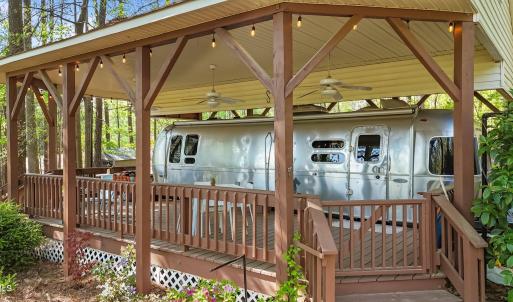 Exterior 109 Geronimo