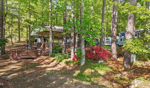 Exterior 109 Geronimo