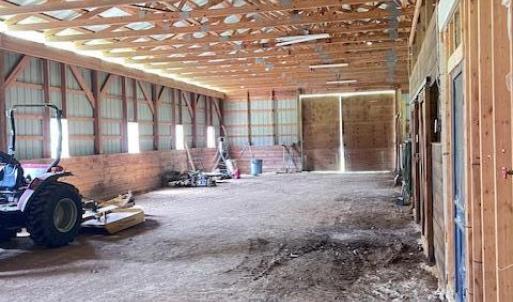 barn 2