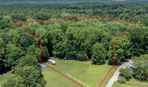 Wooded Lot measures 600'on right side