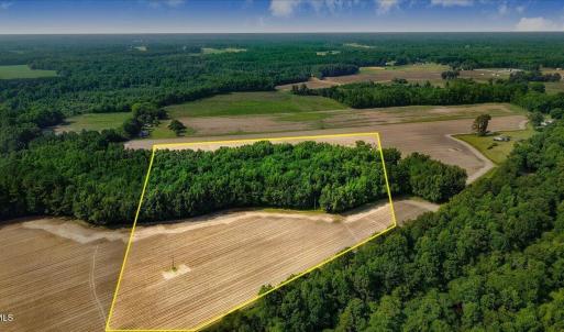 11-864 Old Dam Rd-3-Lot Lines