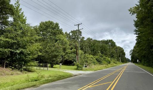 Old Oxford Rd. - Ample Sight Distance