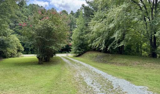 Old Oxford Rd. - Gravel Driveway