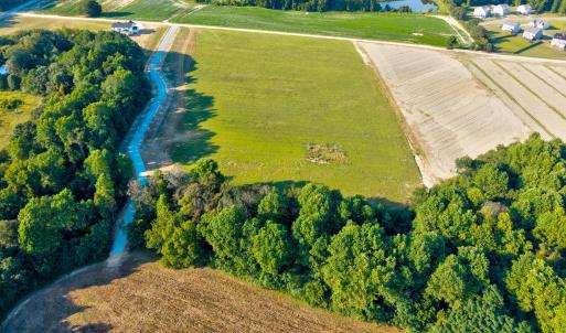 18-Mockingbird Ln-18