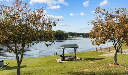 Pavillion Picnic Area