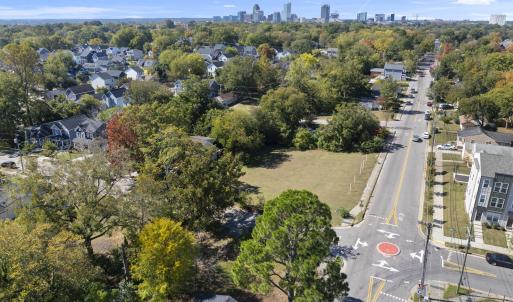 DJI_20251021122506_0012_D