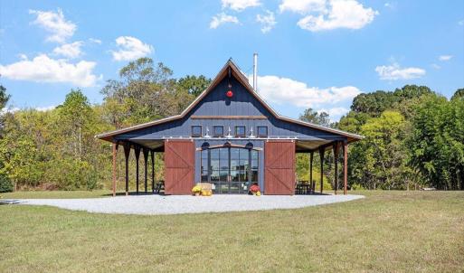 2019 Barn 3