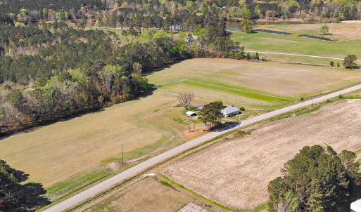 Sequence 01.00_06_25_23.Still021