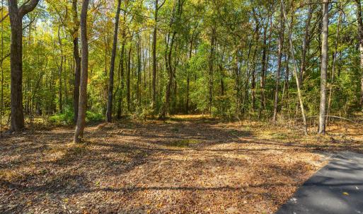 24 -1200 Lake Wendell Rd_ Exterior