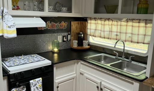 90FC7578-6CE8-4182-9F33-48FE6C56C573