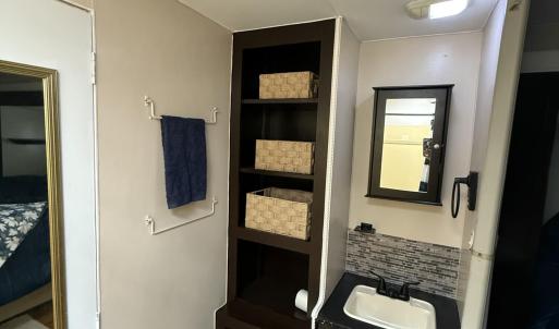 87351BE3-41D4-40B9-AA5C-357BF81E610D