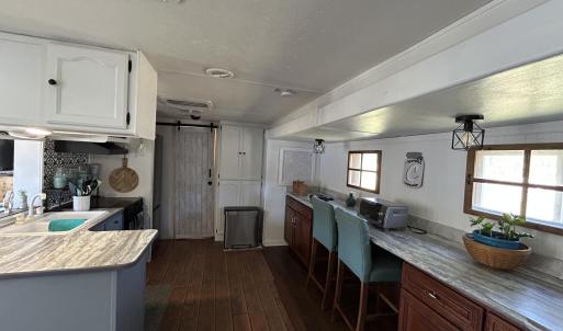 Large Upgraded Kitchen