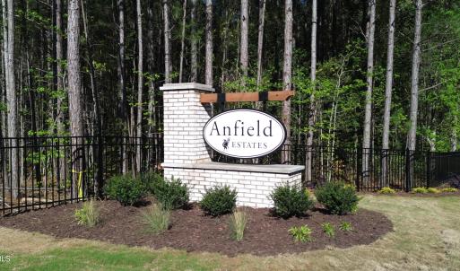 0742C98C-E409-4ADD-B9BA-32F95CD08CDF