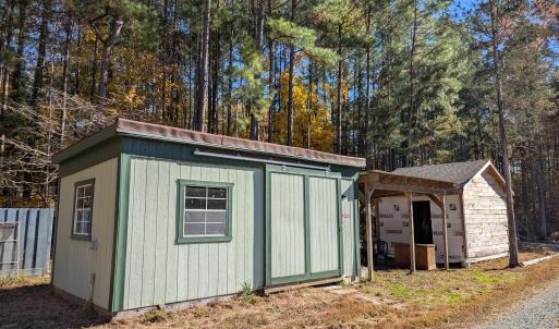 PXL_20251105_181632382