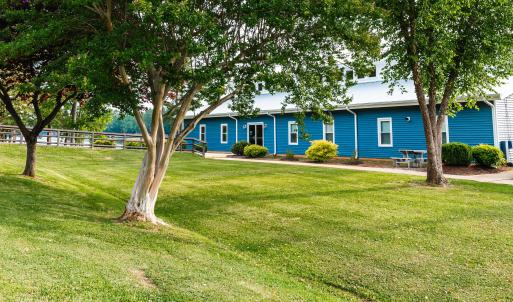 Lake Royale Amentities--2