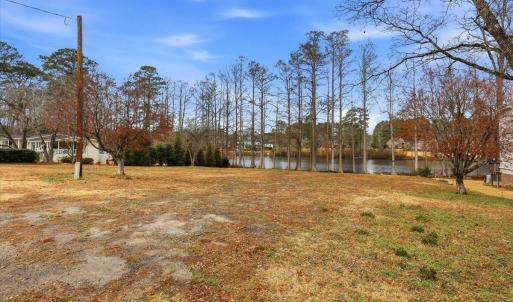 01-1100 S Lakeside Dr-1