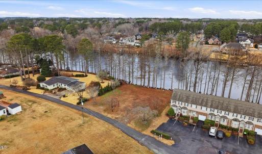 09-1100 S Lakeside Dr-9