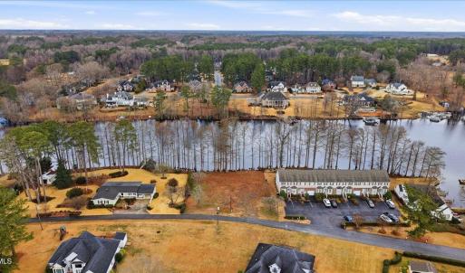 11-1100 S Lakeside Dr-11