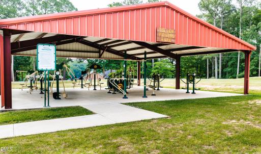 Lake Royale Amentities--9