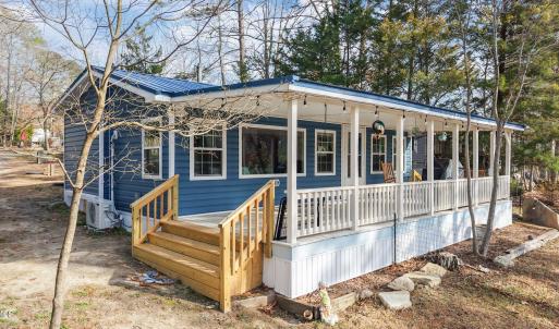 Charming Week-End Get-Away!