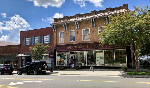 Churton_Street,_Hillsborough,_NC_(489767