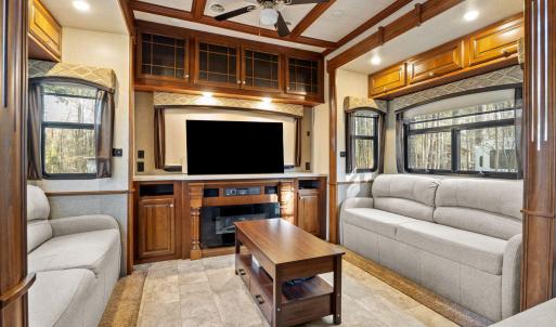 Beautiful Living Area!