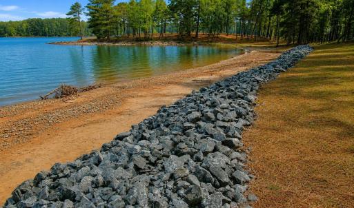 Photo #3 of 149 Shoreline, Manson, NC 0.7 acres