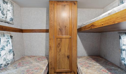 1561 Sagamore Bunks