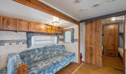 1561 Sagamore Seating