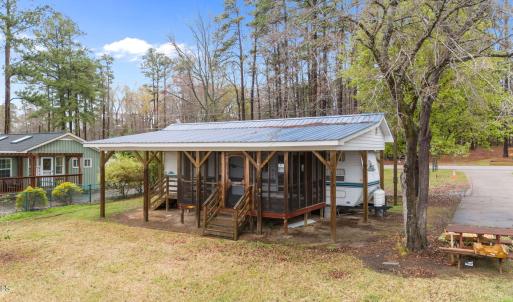 1561 Sagamore Exterior