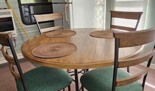 Dinette Area