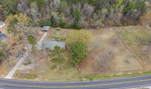 Pasture with 730ft of farm fence