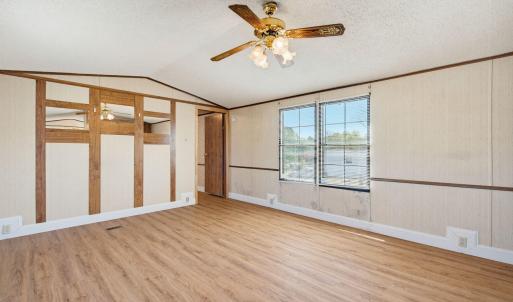 large-019d79c5-1f88-729d-9255-a62a7583dd