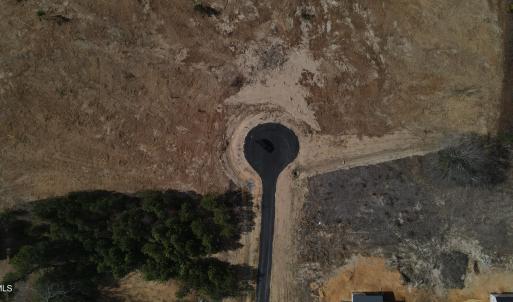 Woods Lane Hill cul de sac