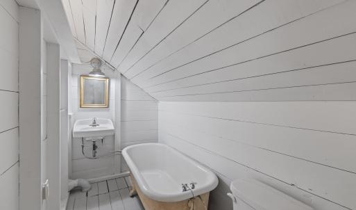 22-2728 Anderson Dr_8142