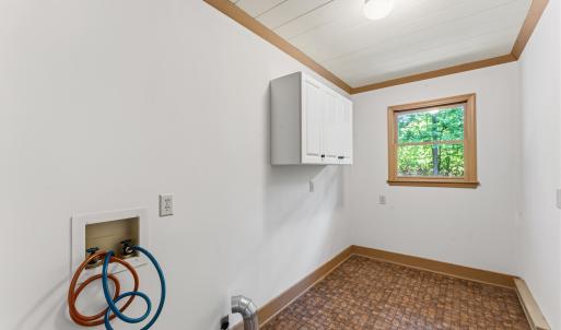 Oversized Laundry Room