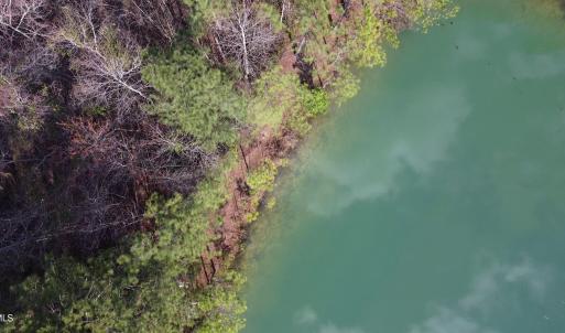 17_beyc69f11ccec395f