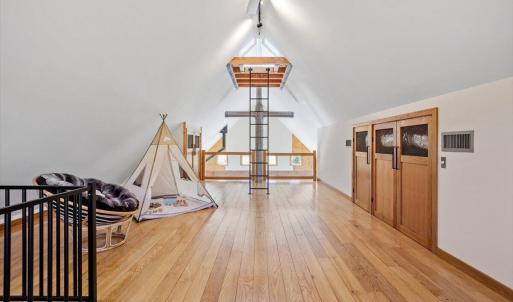 Cozy Loft with 2025 Improvements