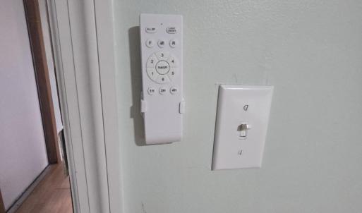 29587