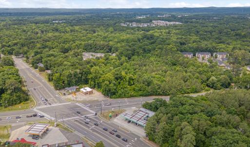 14-5202 Garrett Rd-14