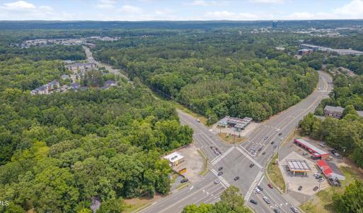 16-5202 Garrett Rd-16