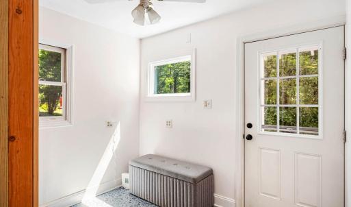 mudroom