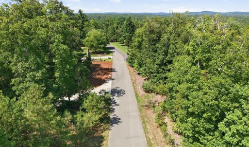 27-web-or-mls-Surrounding Neighborhood 3