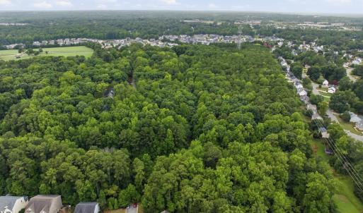 796_estes_lane_holly_springs_007