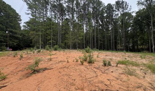 Photo #2 of 206 Rev Lewis, Henderson, NC 1.4 acres