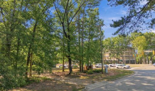 Photo #9 of 5710 Glenwood, Raleigh, NC 1.3 acres
