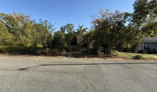 Photo #2 of 606 Aspenwood, Graham, NC 0.6 acres