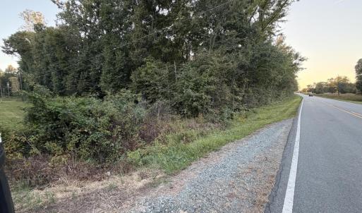 Photo #3 of Hollywood, Burlington, NC 1.5 acres