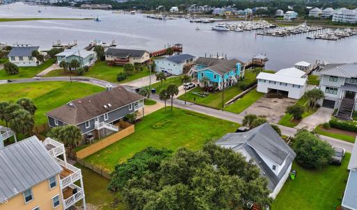 Photo #4 of 214 Florida, Carolina Beach, NC 0.2 acres